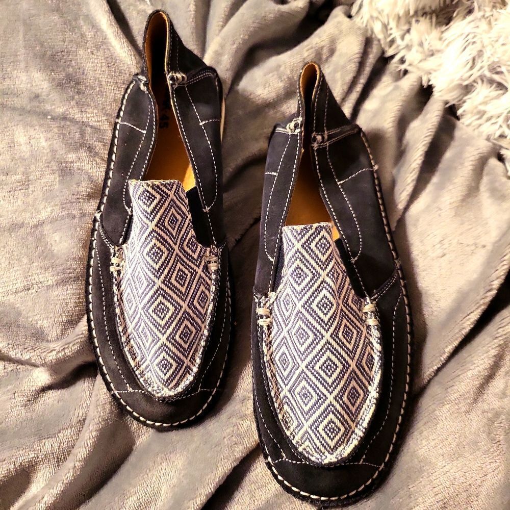 NWOT, rank 45 boat shoes,comfort with grip! Size women's 9! These are versatile,